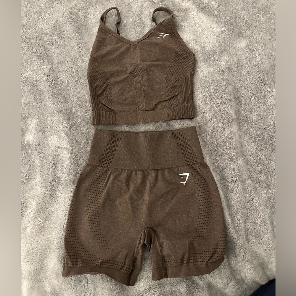 GYMSHARK 2 piece set
